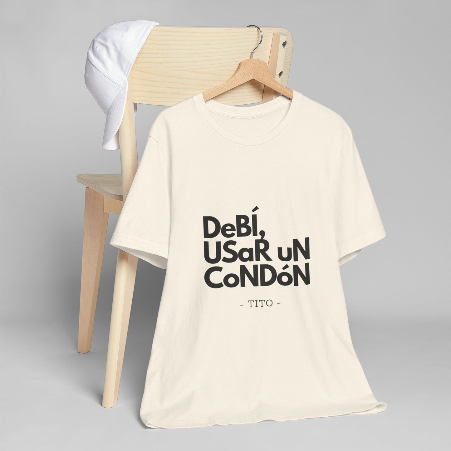 Debi Usar Un Condon-Tito