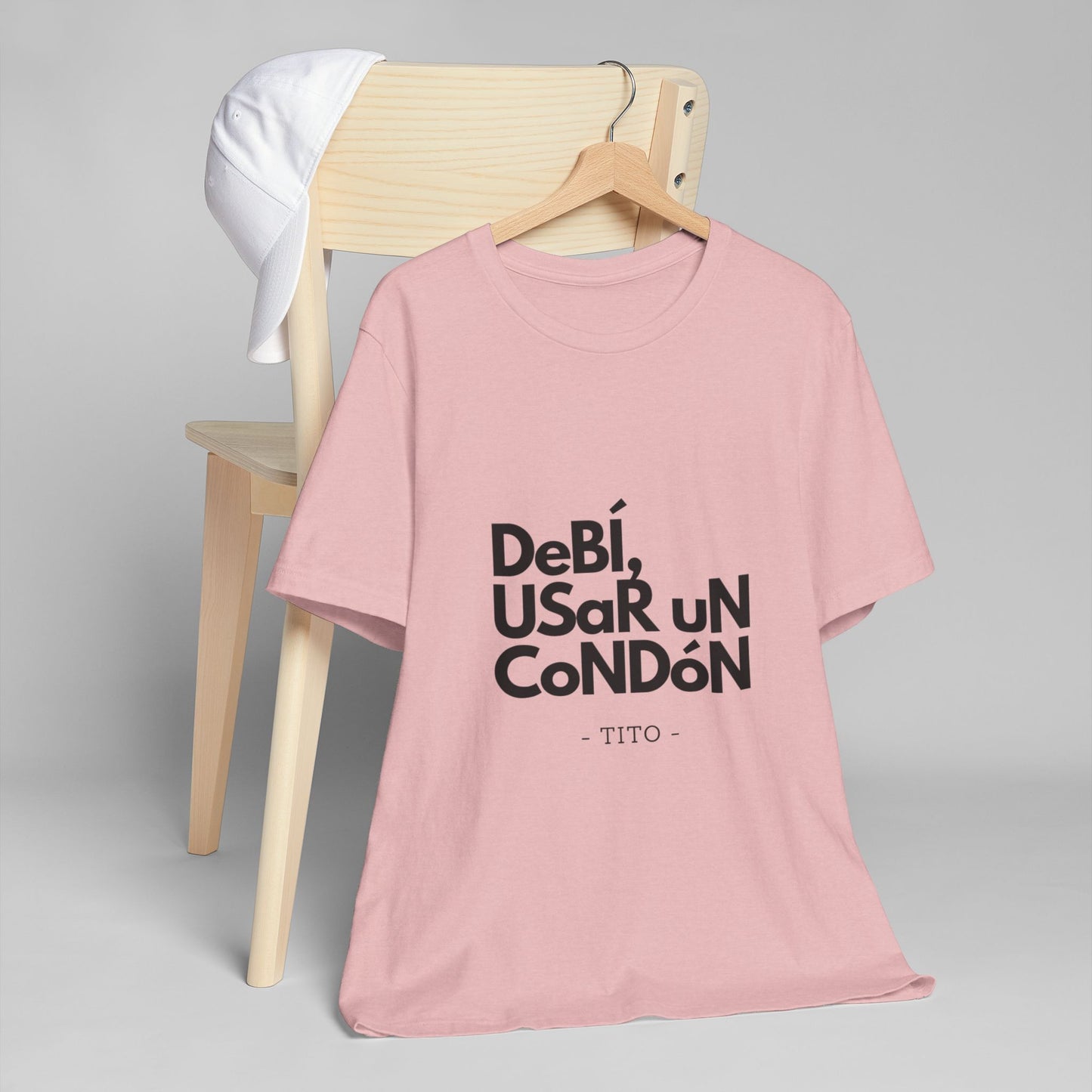 Debi Usar Un Condon-Tito