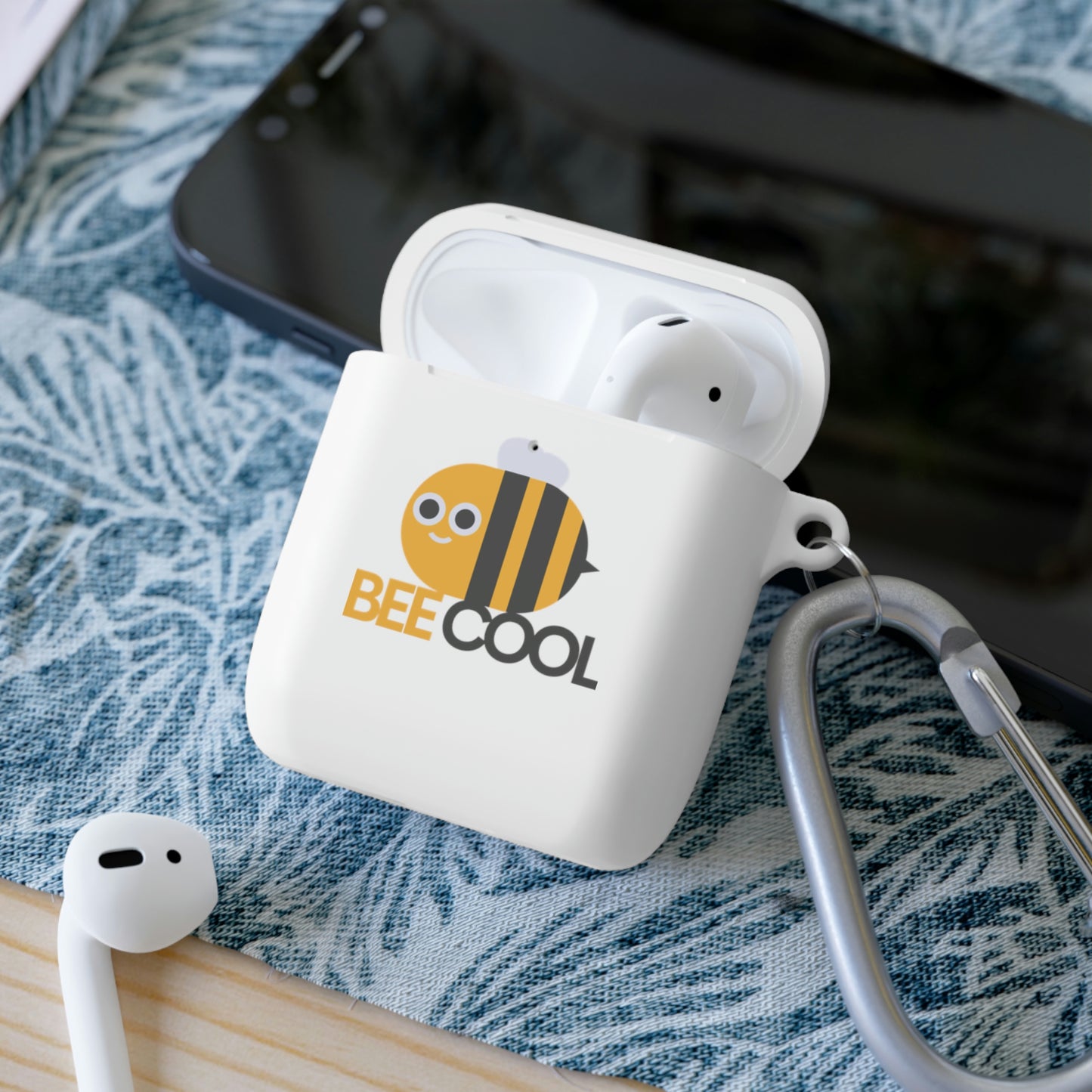 Bee Cool AirPods and AirPods Pro Case Cover
